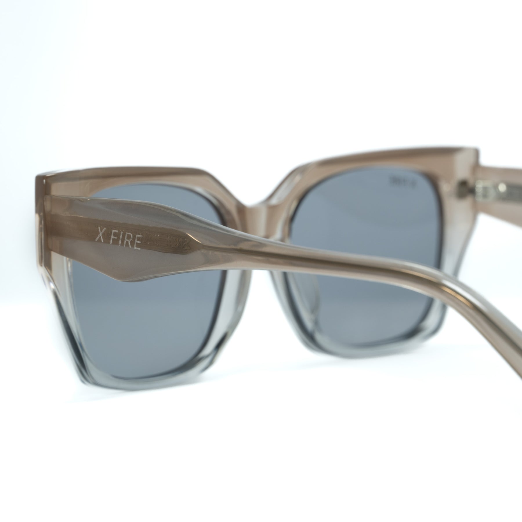 ALESSA BEIGE | GRAY MIRROR