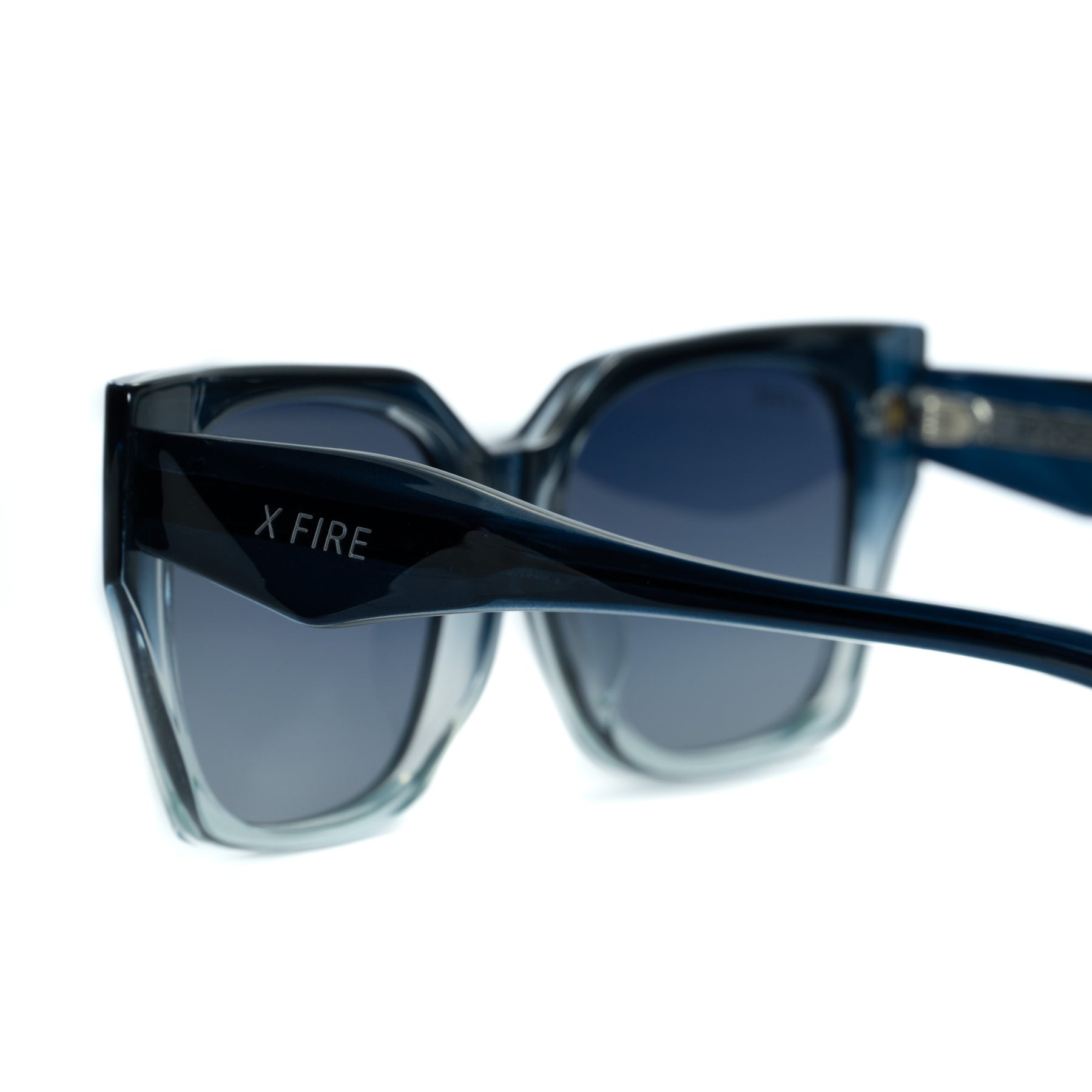 ALESSA BLUE | BLUE MIRROR