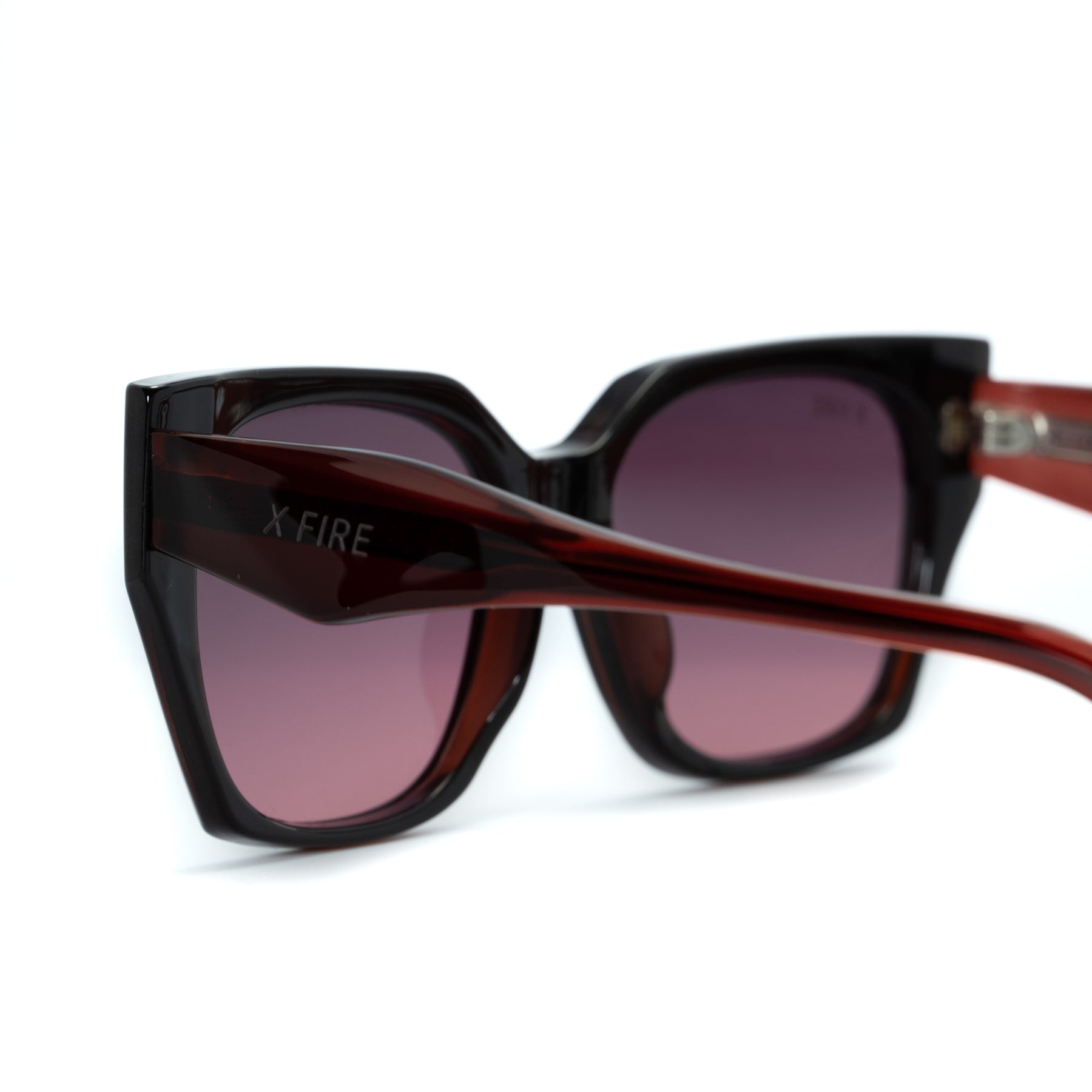 ALESSA BURGUNDY | BURGUNDY MIRROR