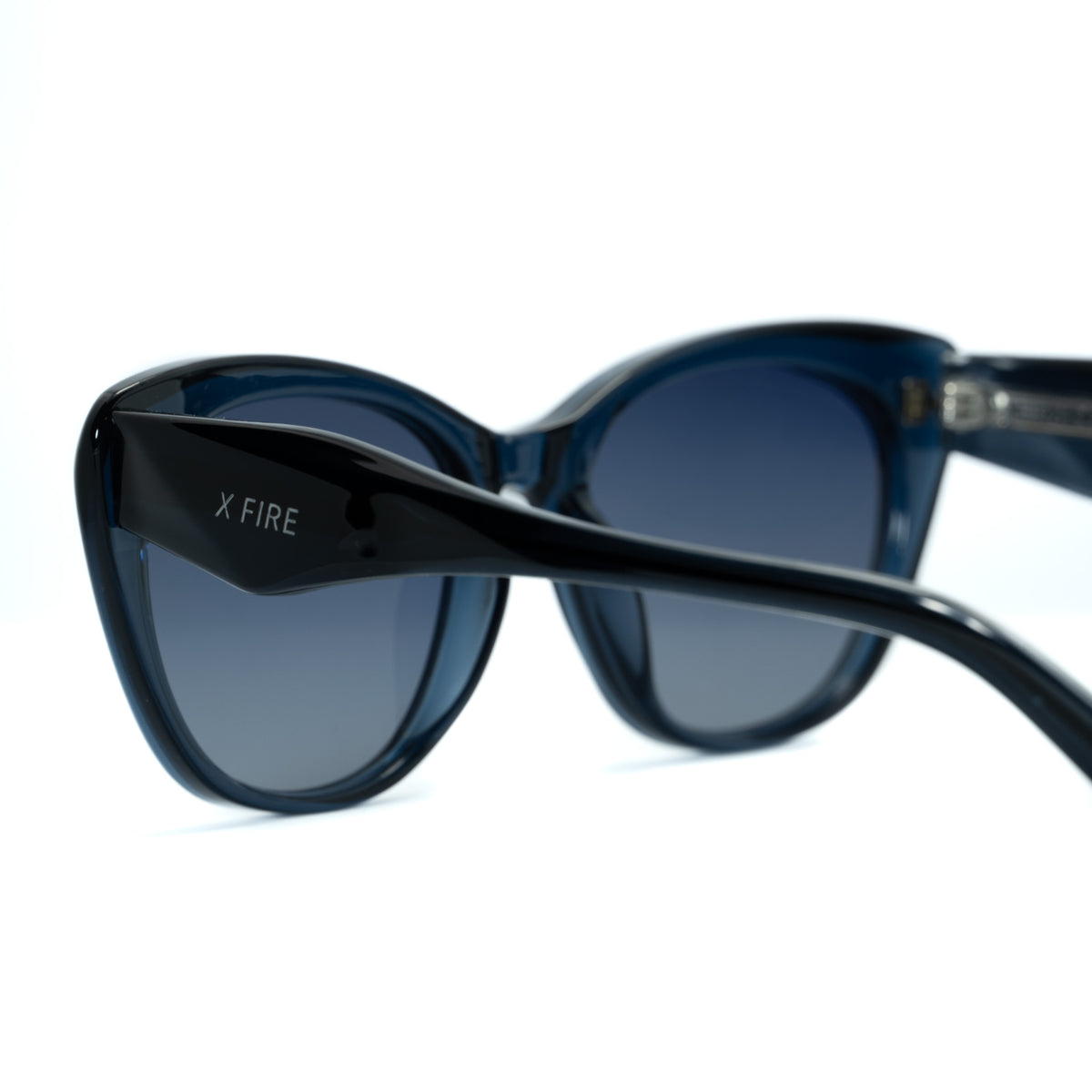 CAPRI BLUE | BLUE MIRROR