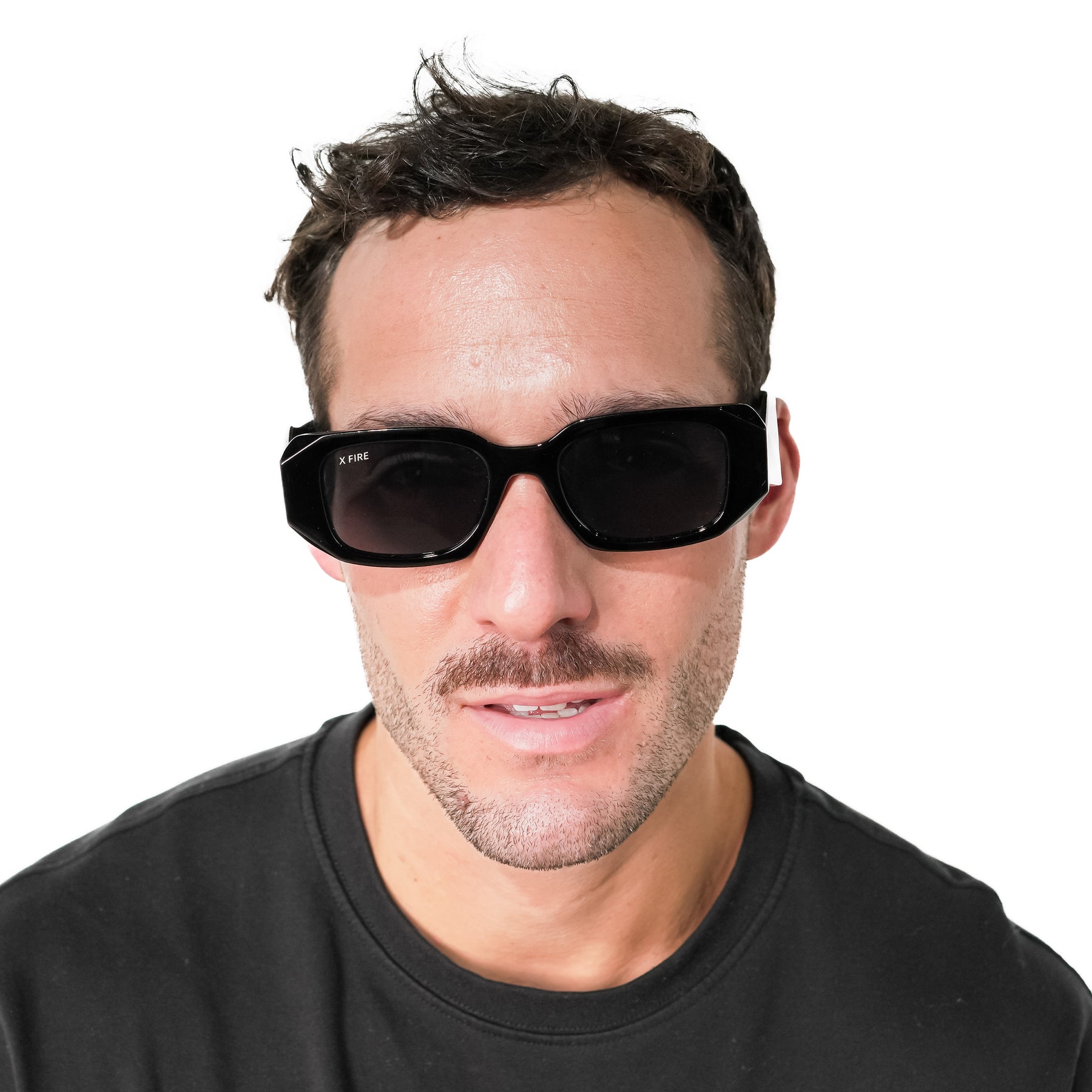 BOMBAY BLACK | BLACK MIRROR