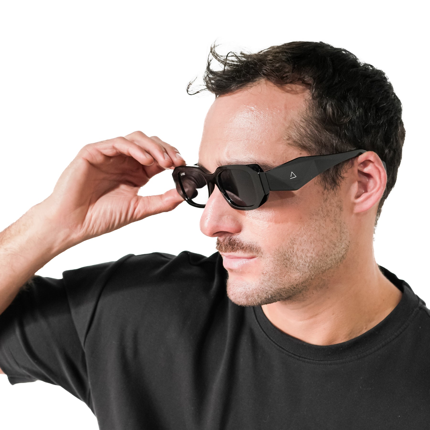 BOMBAY BLACK | BLACK MIRROR