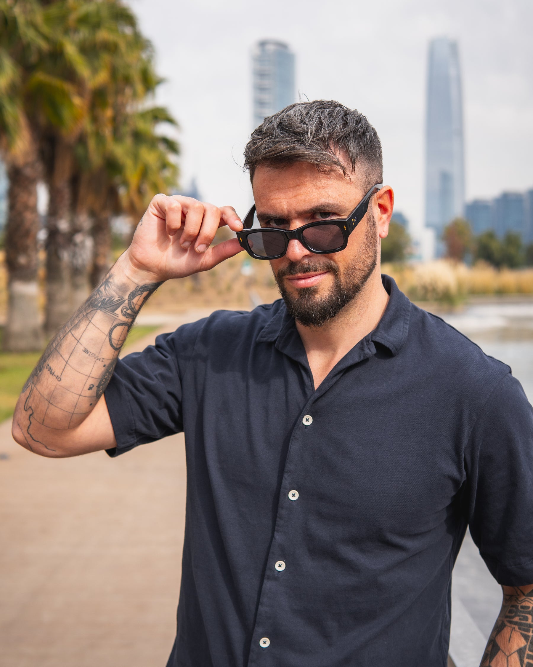 FOGGO BLACK | BLACK MIRROR