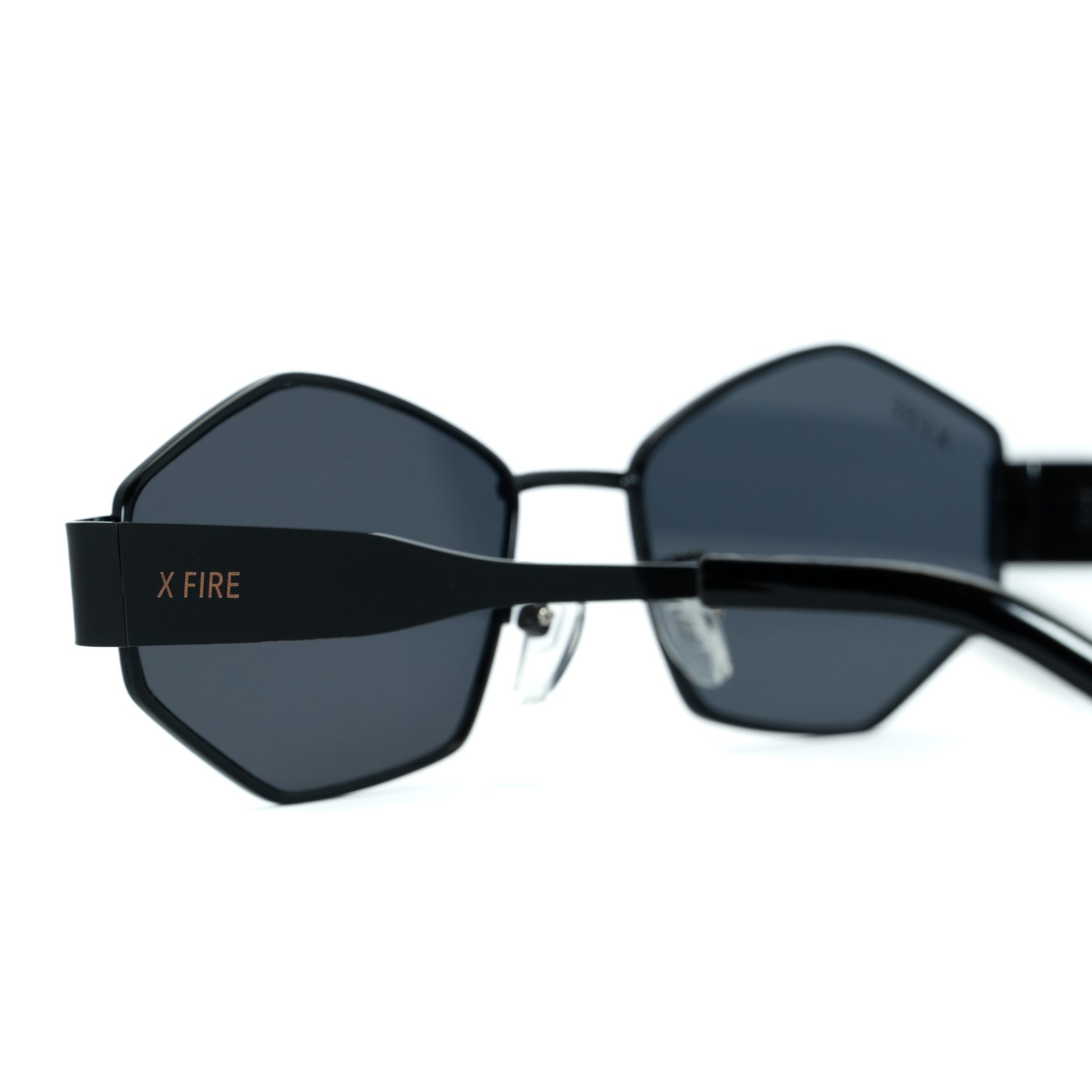 IRALA BLACK | BLACK MIRROR