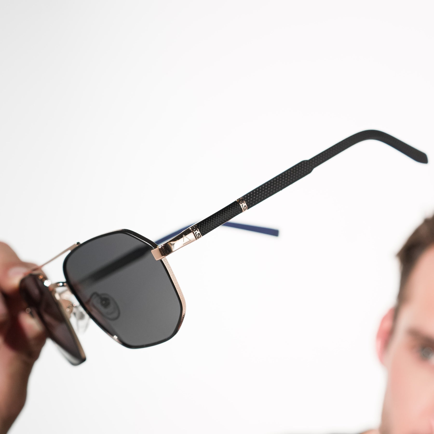 MONTELLA SILVER | BLUE MIRROR