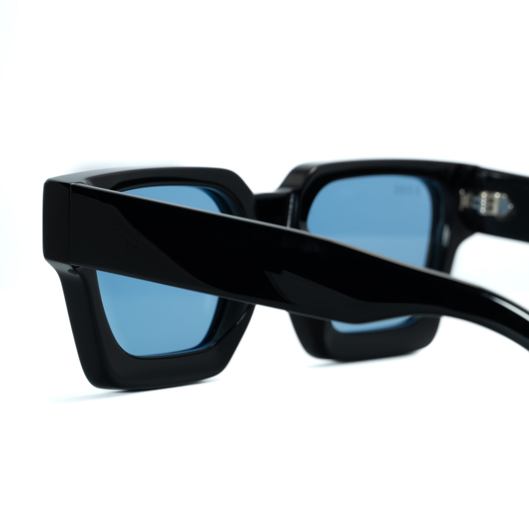 SPARGI BLACK | BLUE MIRROR