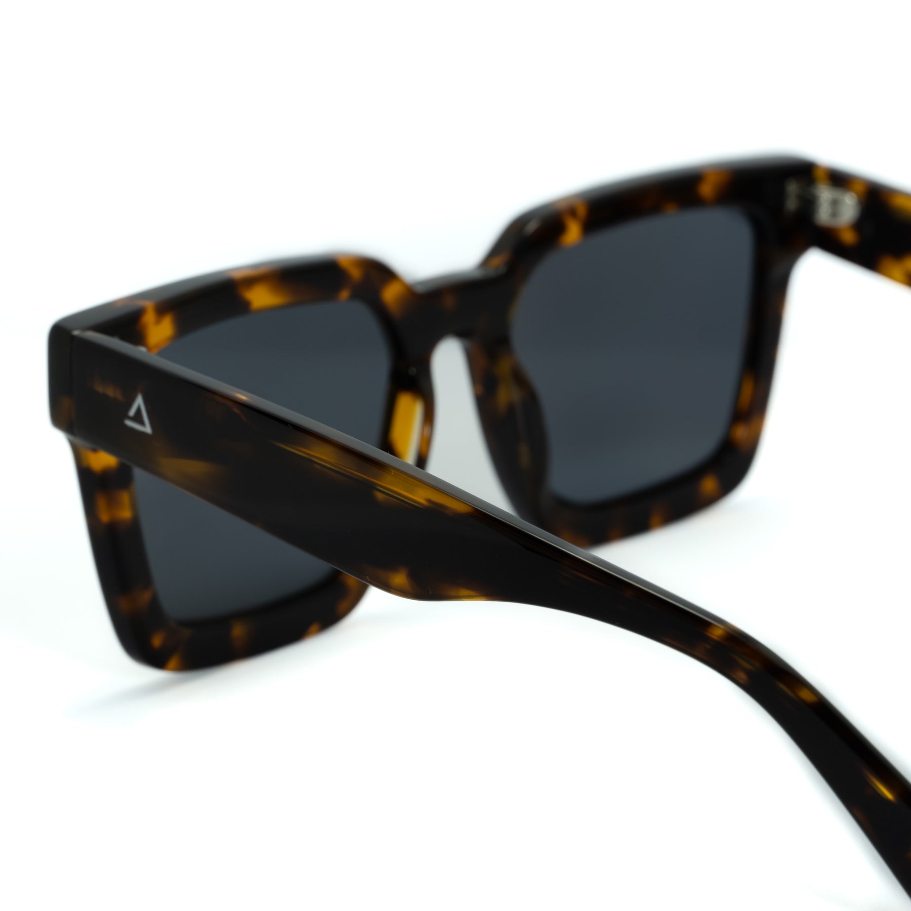 MARAU ANIMAL PRINT | BLACK MIRROR