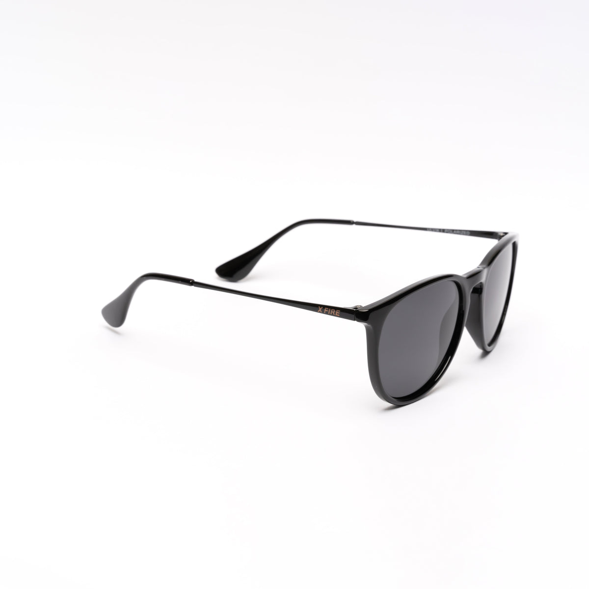 ULVIK BLACK | BLACK MIRROR